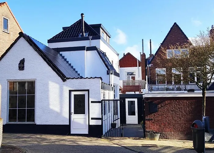 B&B De Drukkerij Zandvoort - Charming Private Guesthouse